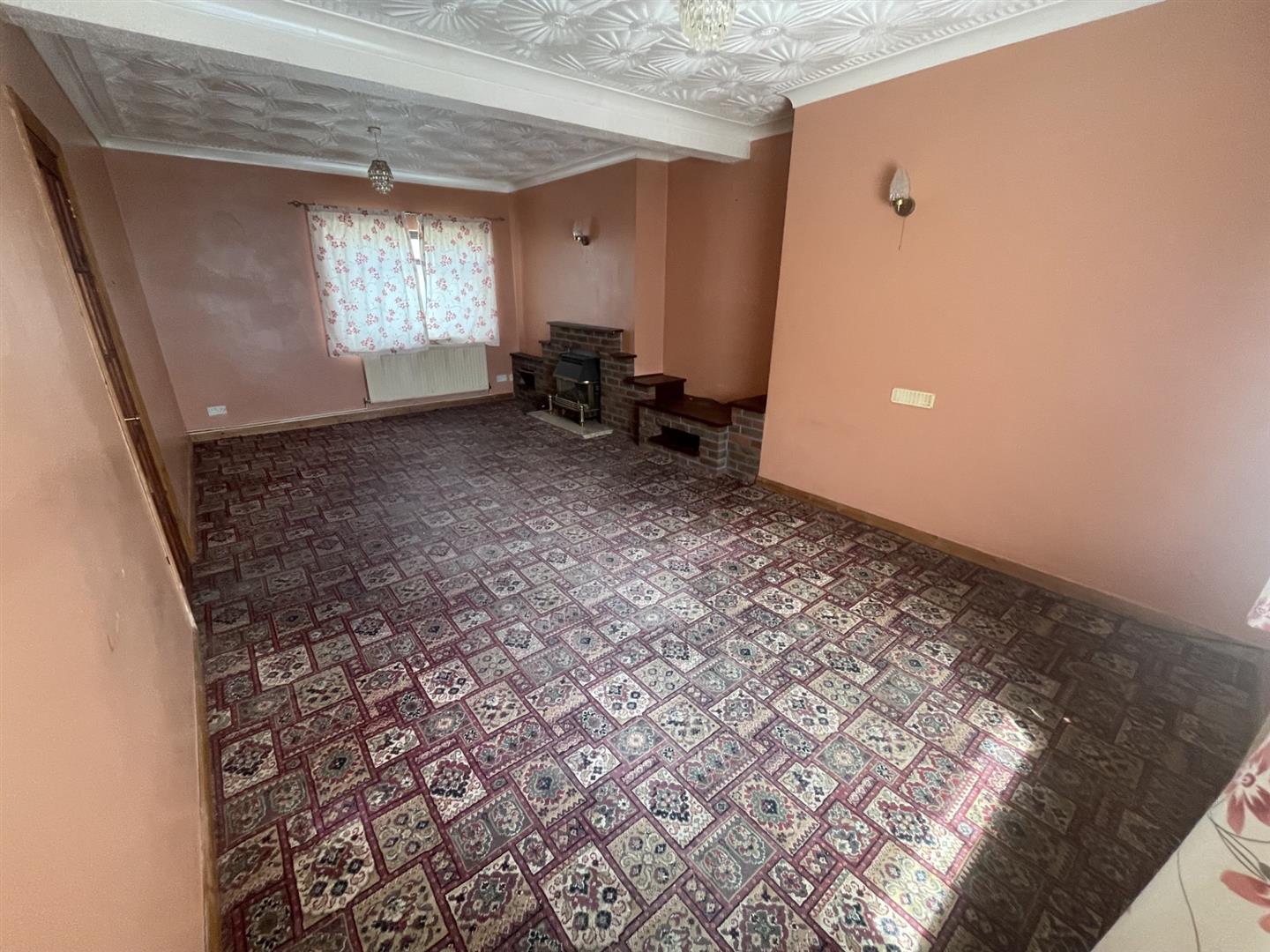 Bryngwastad Road, Gorseinon, Swansea, SA4 4XG